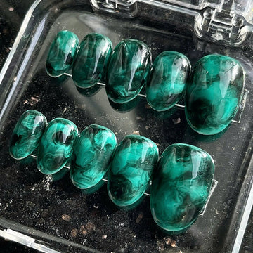 Handmade Green Black Marble Fluid Unique Press on Nails G33