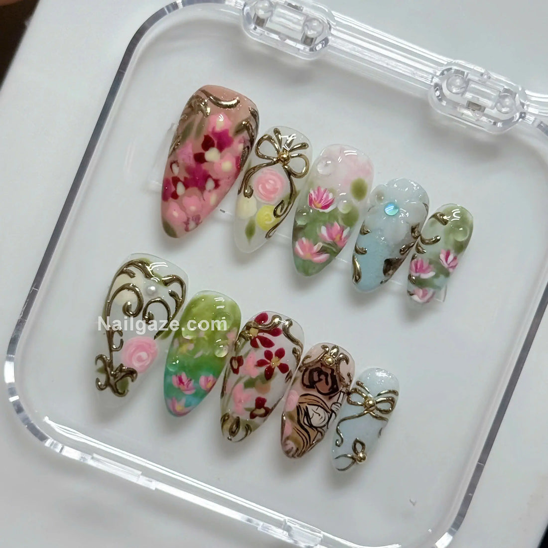 Lotus Bow | Hand-Painted 3D Vintage Floral Gold Chrome Lotus Press-On Nails