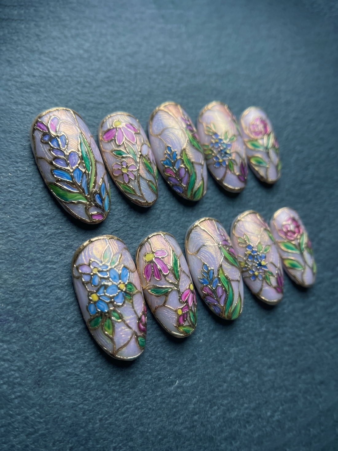 Vintage Mosaic | Handmade Floral Stained Glass Gold Line Press-On Nails