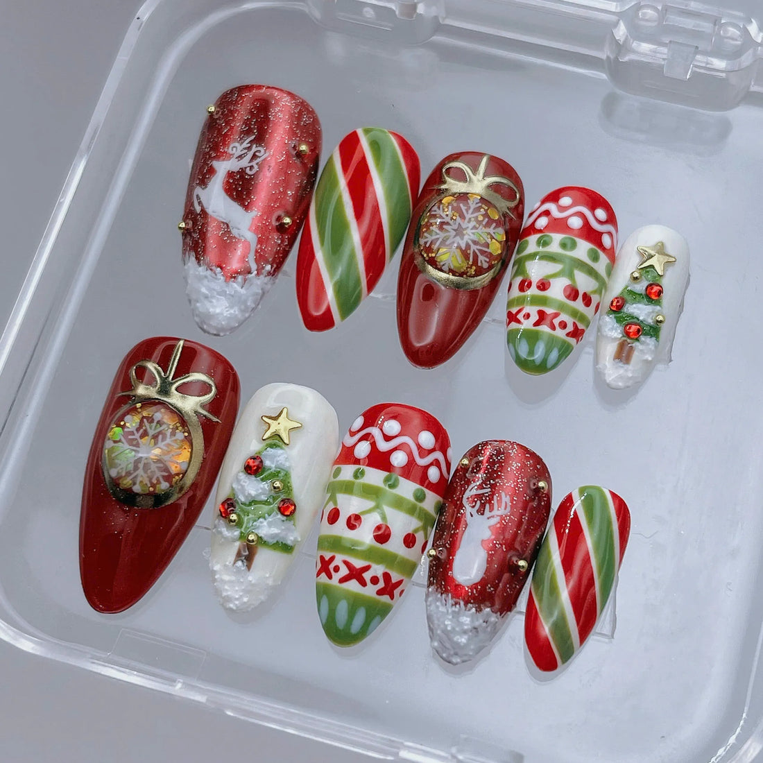 Holiday Reindeer | Handmade 3D Festive Christmas Ornament Reindeer Press-On Nails
