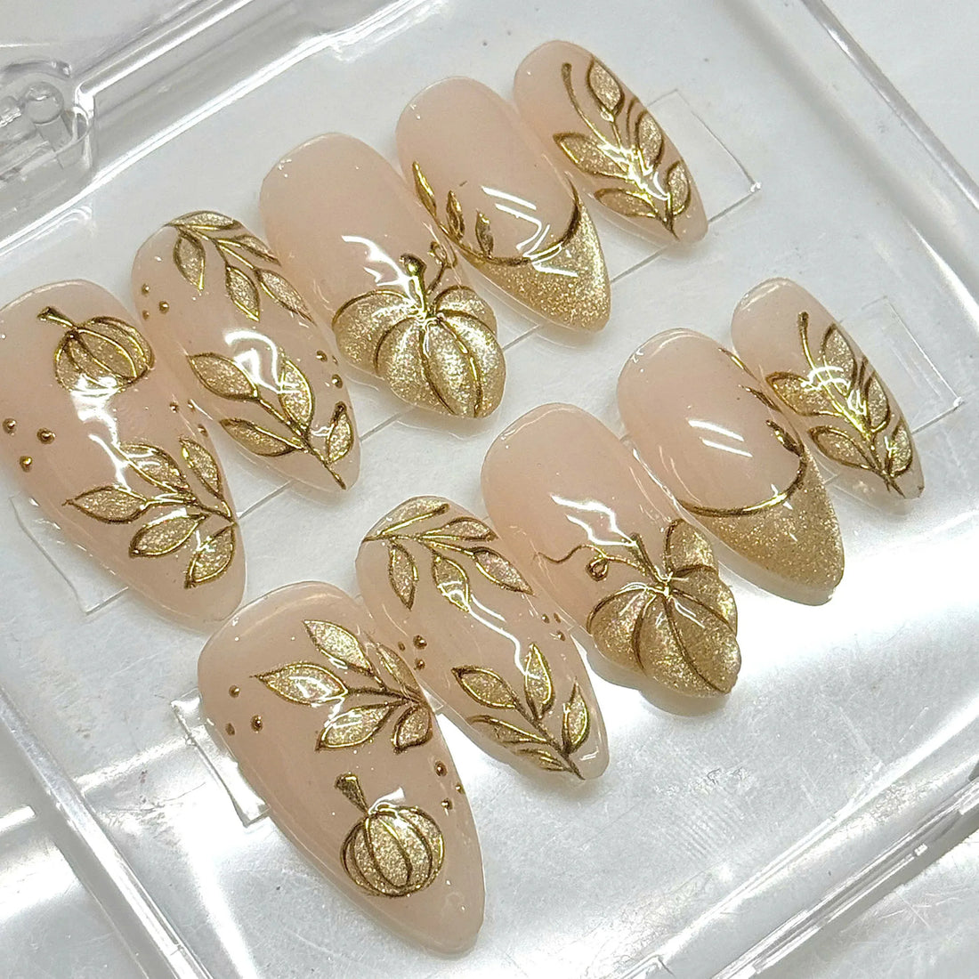 Autumn Glow | Handmade Gold Cat Eye Botanical Pumpkin Press-On Nails