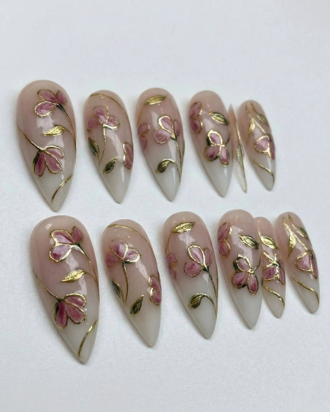 Bridal Blossom | Handmade Vintage Pink Floral Gold Ombre Press-On Nails