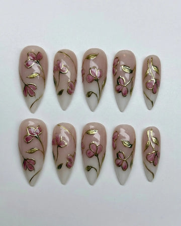 Bridal Blossom | Handmade Vintage Pink Floral Gold Ombre Press-On Nails