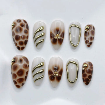 Giraffe Print | Handmade Chic Brown Gold Animal Press-On Nails