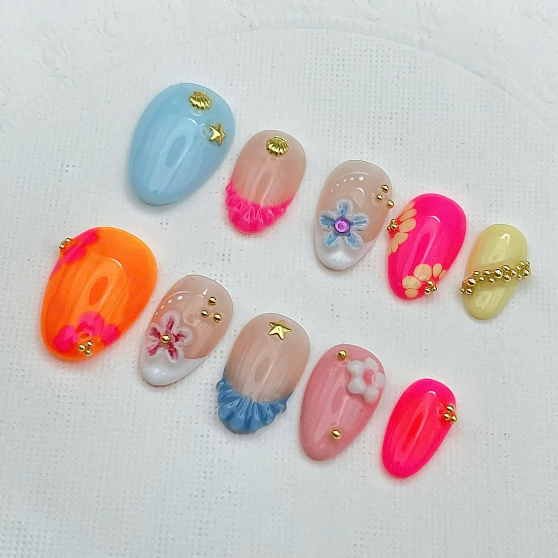 Handmade 3D Flower Gold Shell Star Summer Vibrant Press on Nails R62