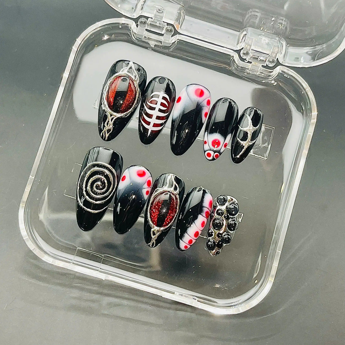 Handmade Halloween Evil Red Eye Spooky Gothic Horror Press on Nails D23