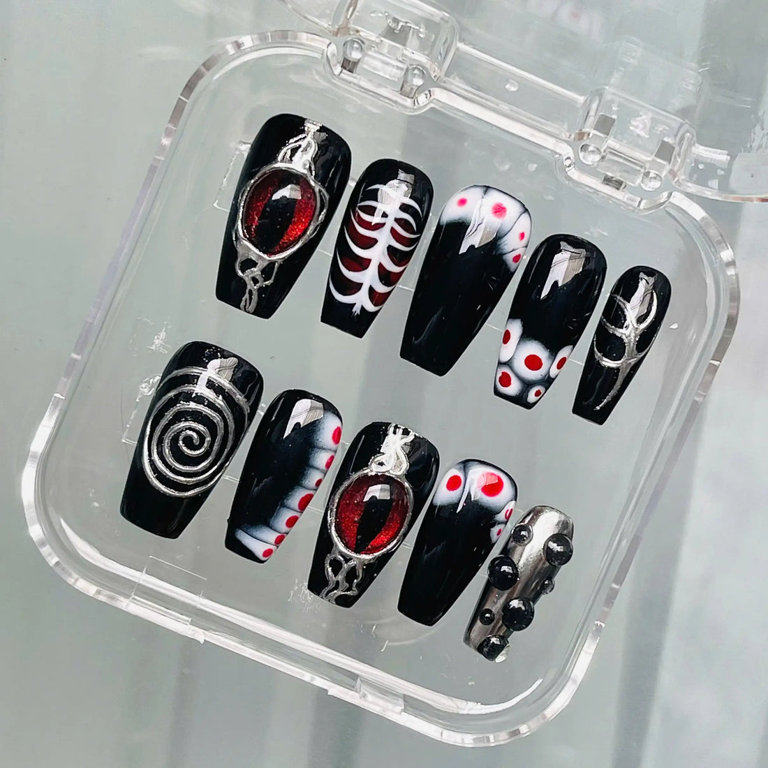 Handmade Halloween Evil Red Eye Spooky Horror Press on Nails D23
