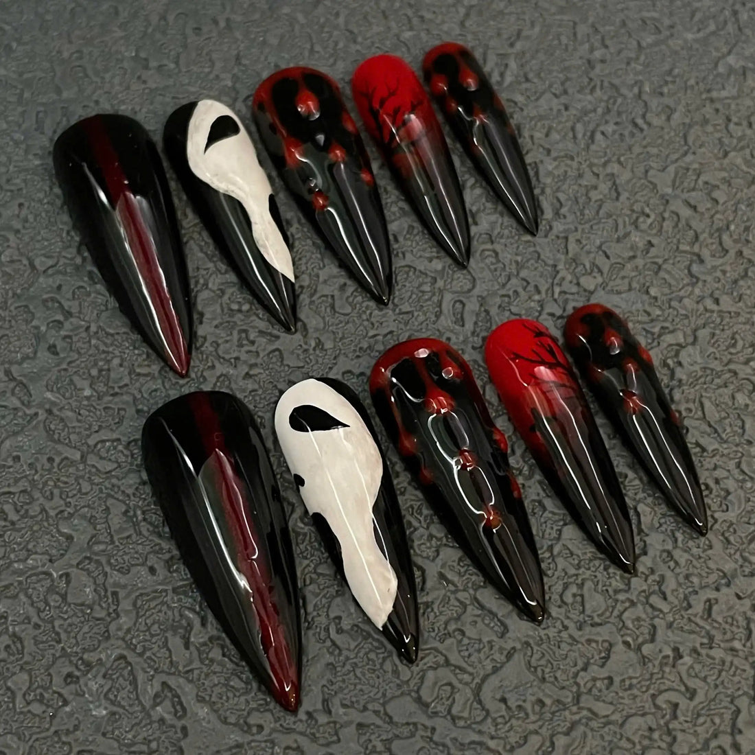 Handmade Halloween Scream Horror Ghost Bloody Red Black Spooky Press on Nails O63