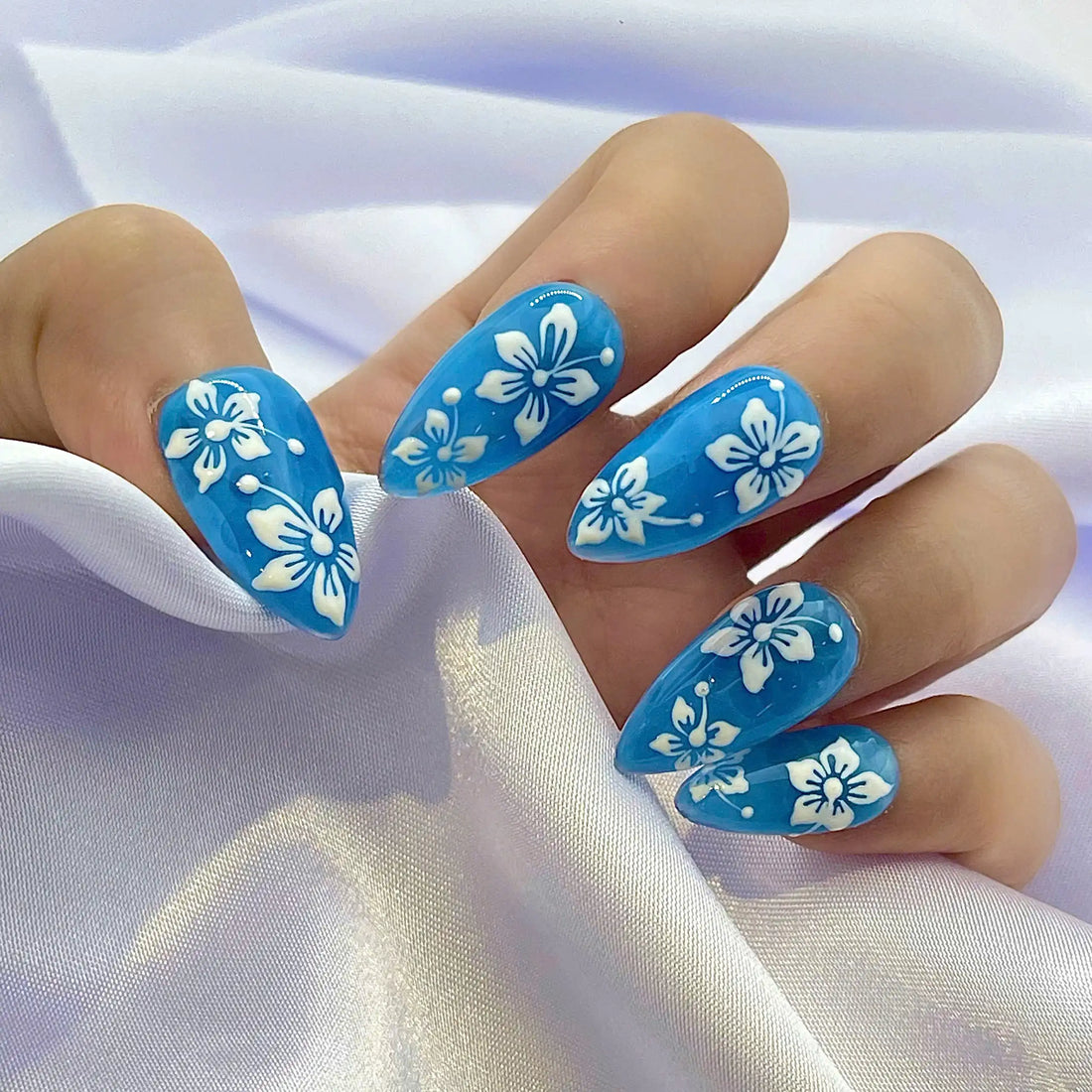 Handmade Hawaiian Blue White Hibiscus Flower Summer Press on Nails Z93