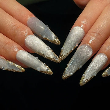 Handmade White Gold Cat Eye Pearl Elegant Press on Nails M43