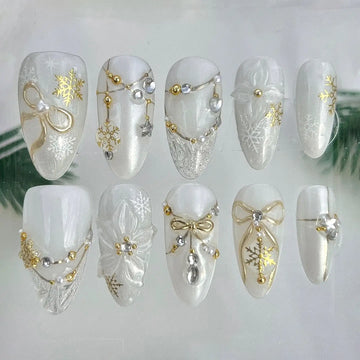 Holiday Snowflake | Handmade Christmas Pearl Press-On Nails