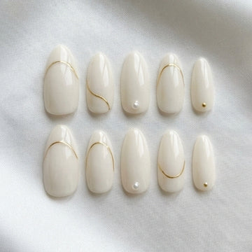 Pure Harmony | Handmade Minimalist Milky White Pearl Gold Line Press-On Nails (Copy)